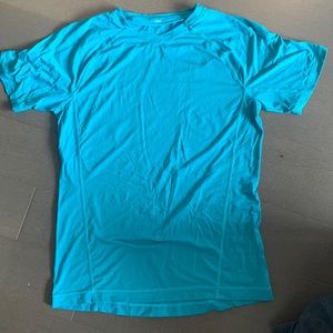 Lululemon Men’s shirt